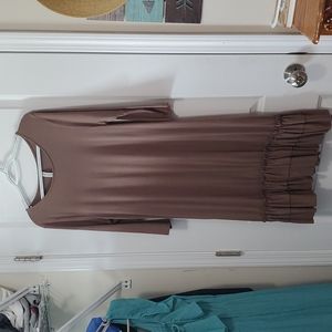 🌺 Zenana Outfitters- dress with ruffle bottom